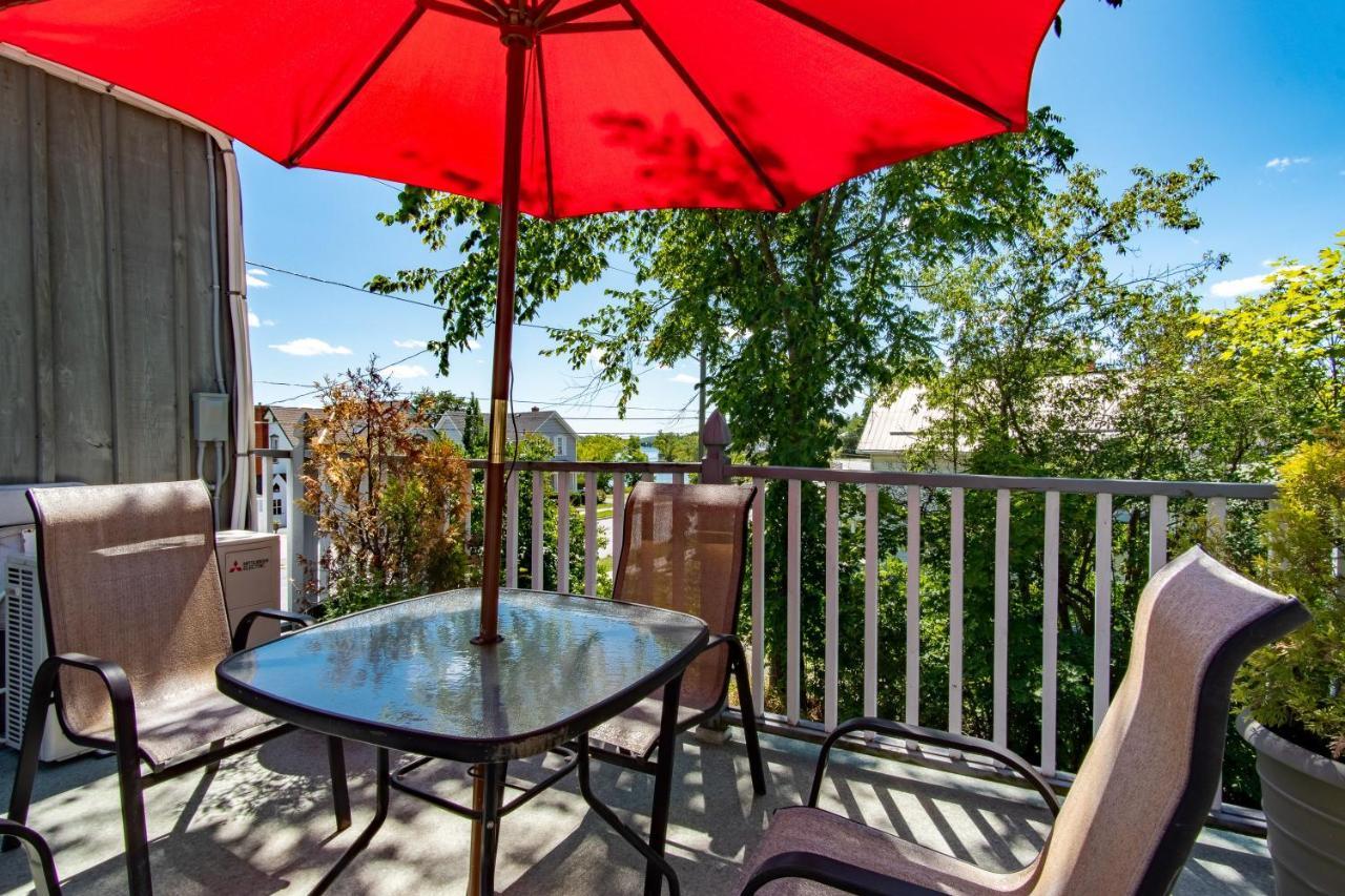 Emilyville Inn Campbellford Esterno foto